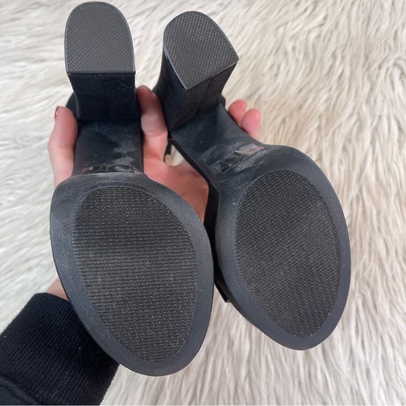 Charlotte Russe Platform Heels - Picture 8 of 13